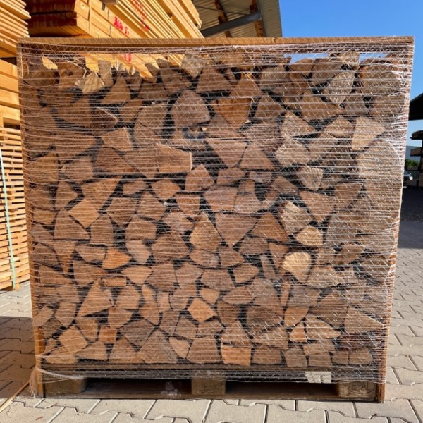 Hartholz Brennholz 33 cm Scheitlänge 1 RM eng gestapelt