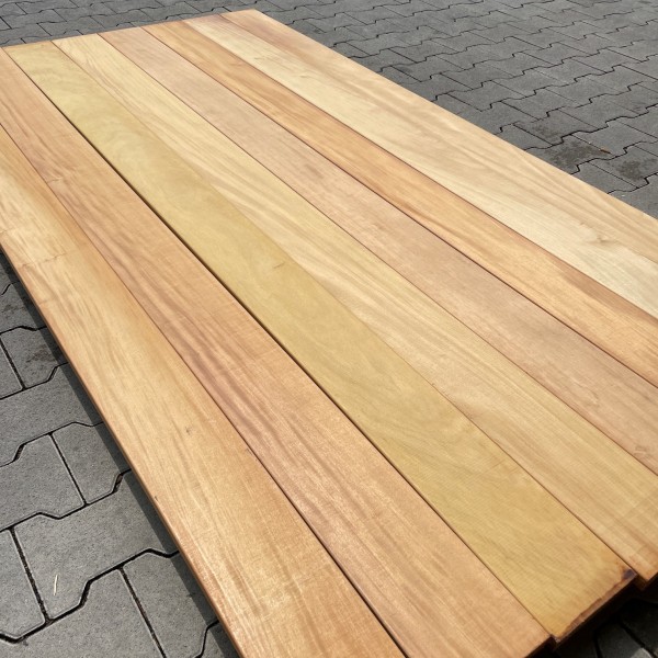 Garapa Glattkant 25x145 mm Terrassen-Bretter gehobelt & gerundet
