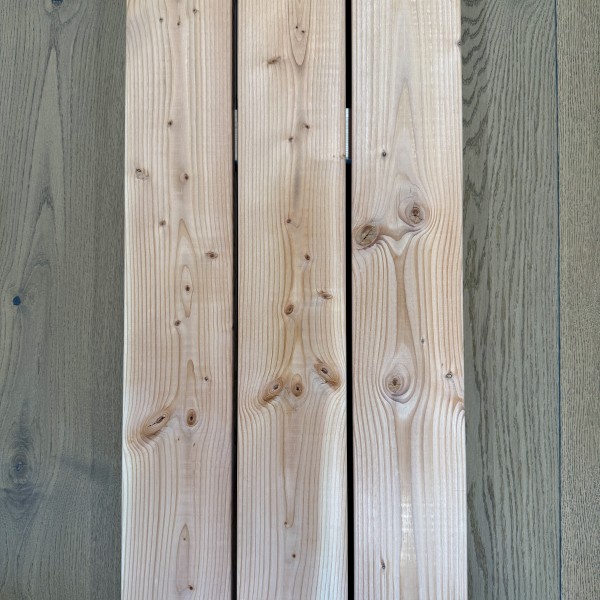 Douglasie Glattkant 26,5x140 mm Terrassendielen gehobelt & gerundet