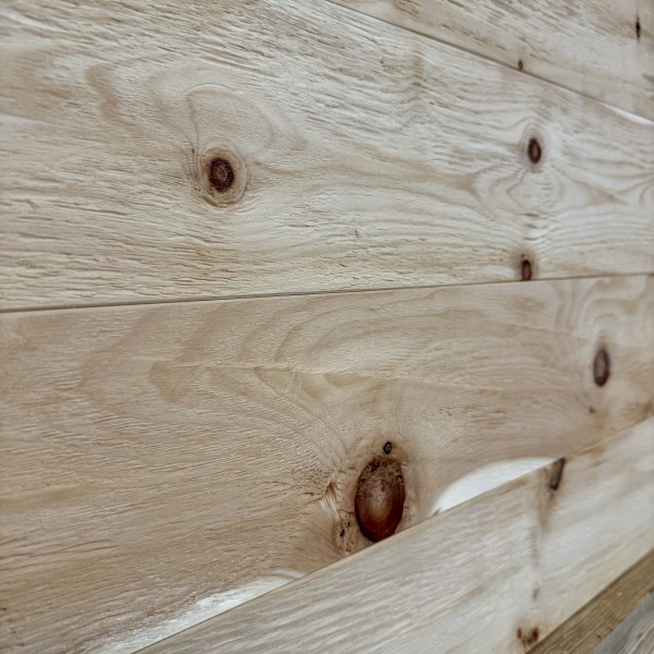 Zirbe gehackt & gebürstet 19x145 mm Nut & Feder