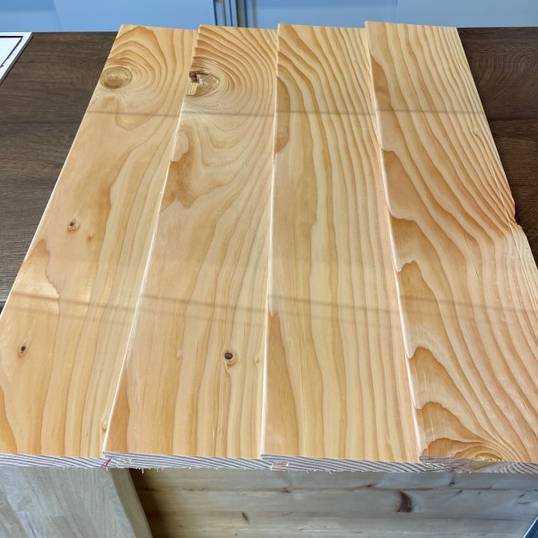 Douglasie Keilspund 26x144 mm B/C gehobelt Stülpschalung Variant Nut/Feder