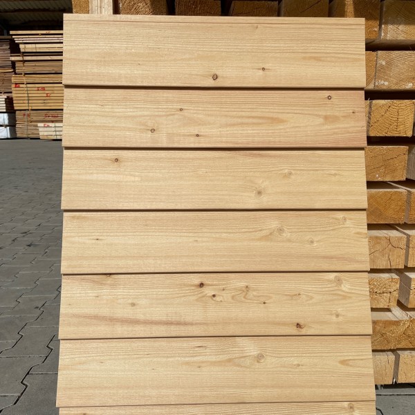 Sib. Lärche Keilspund 26x146 mm B/C feingesägt Stülpschalung Variant Nut/Feder