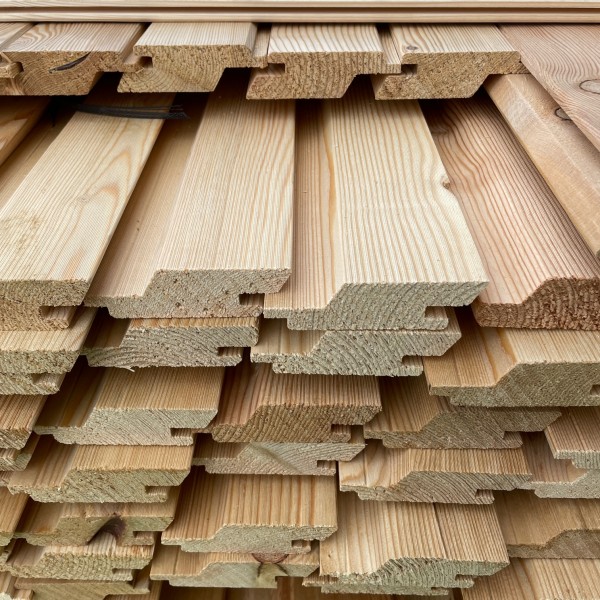 Sib. Lärche Rhombus 27x94 mm B/C microgeriffelt Nut/Feder Schalung