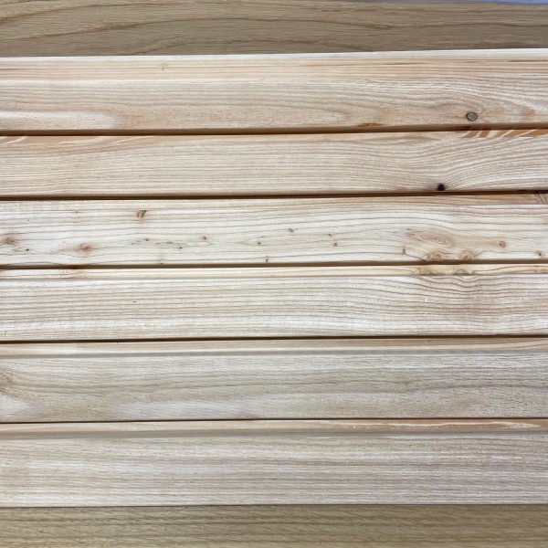 Europ. Lärche Rhombus Duo 27x144 mm B/C microgeriffelt Nut/Feder 4m